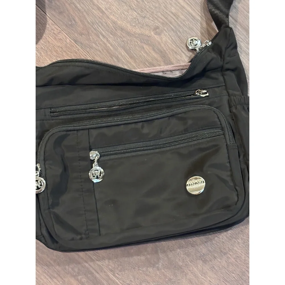 Jieol Shi Black Nylon Crossbody Bag Multi Pocket Travel Messenger Shoulder Purse